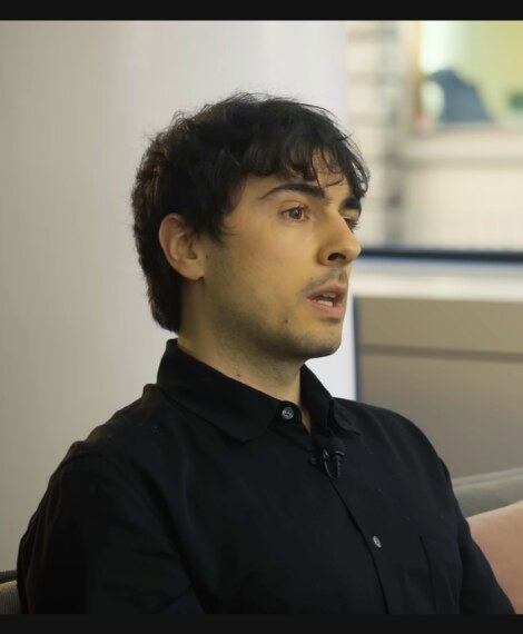 Tahir Tanis portrait